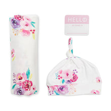 Load image into Gallery viewer, Lulujo Hello World Blanket and Knotted Hat - Posies